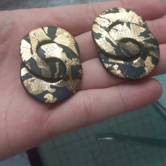 Clay earrings - Picture 2 of 2